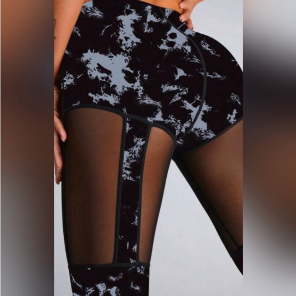 Mesh Panel Leggings Fitness - Yoga | Club | Gym | Workout | Black Gray NWT - Picture 2 of 3